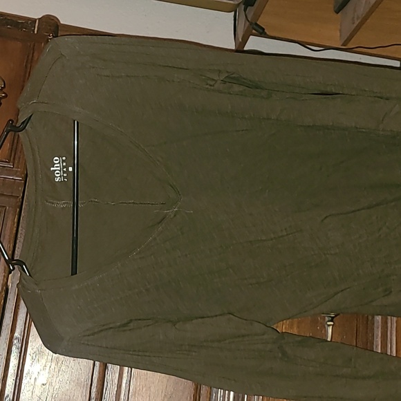 New York & Company Medium Olive Green - Picture 1 of 2